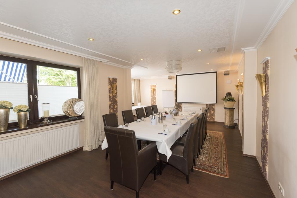 Hotel Tiek Superior Meppen Zewnętrze zdjęcie